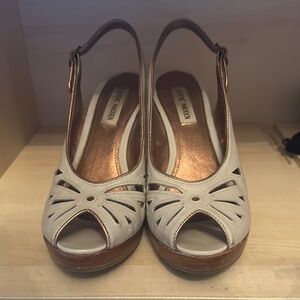 Steve Madden Cream Wedge Sandals with Slingback